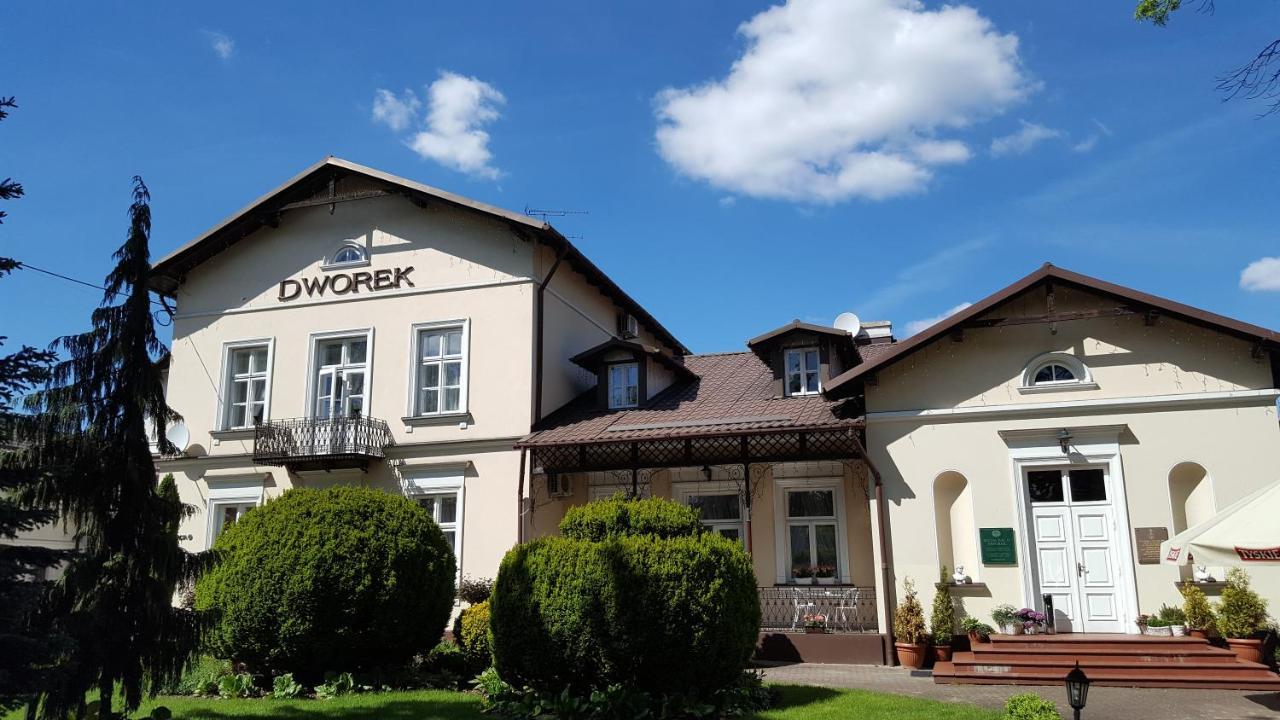 Hotel Dworek*** Skierniewice Exterior foto